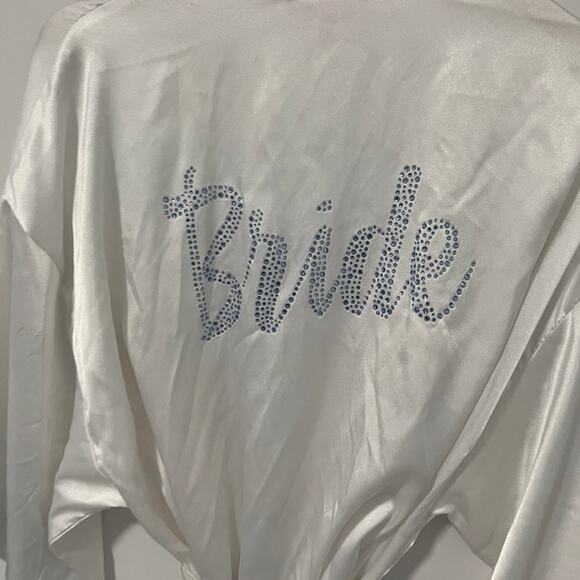 Victoria's Secret Bride Rhinestone White Silky Robe One Size - Picture 5 of 5